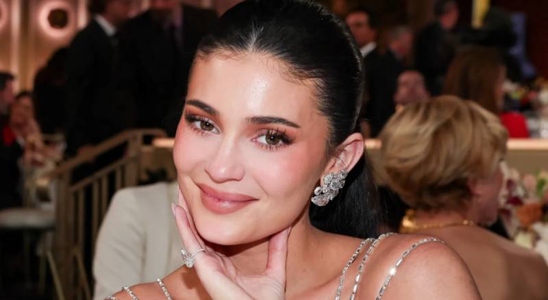 Kylie Jenner faces backlash over jelly promotion on social media