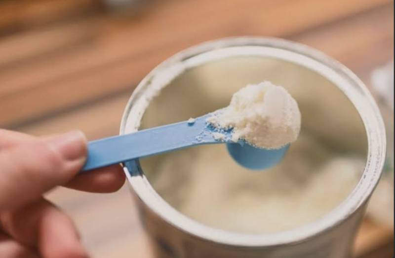 France probes deaths of two babies after powdered milk recall