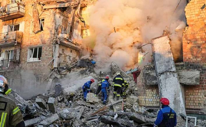 Ukraine says Russian strikes hit 'negotiation table'