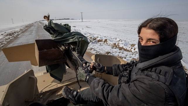 Syria, Kurds extend truce to allow transfer of IS detainees