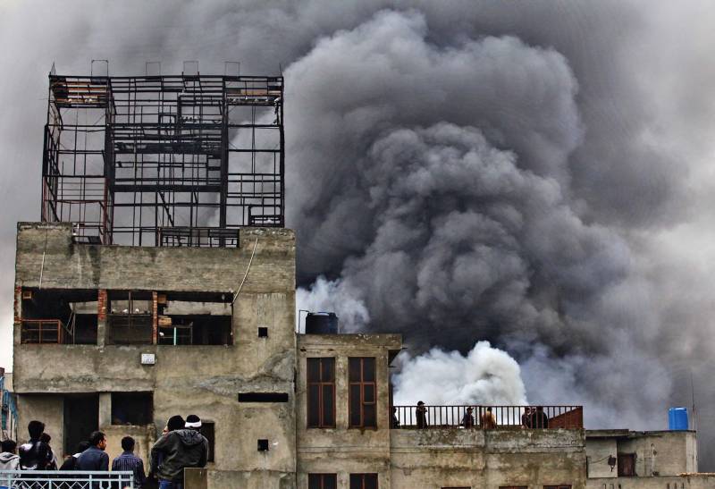 Fire breaks out at bank in Lahore’s Shah Alam Market