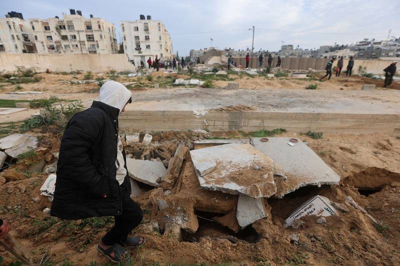 Israel searching for remains of last hostage at Gaza cemetery