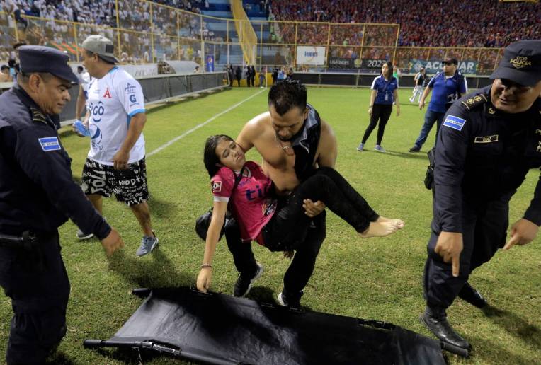 11 dead in armed attack at football field in central Mexico