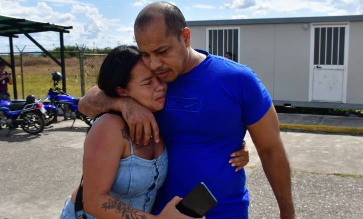 Venezuela claims to have freed 808 political prisoners, observers doubtful