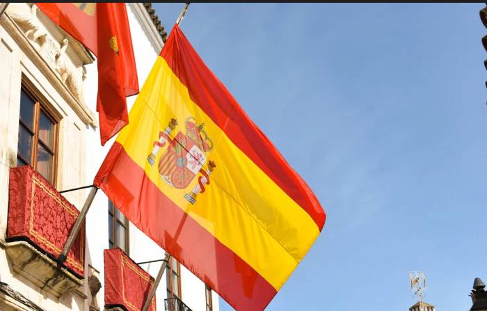 Spain to regularise 500,000 undocumented migrants