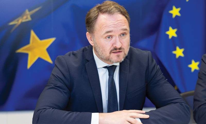 EU energy chief says 'growing concern' over dependency on US gas
