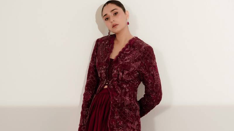 Fashion moment: Durefishan Saleem dazzles in radiant red