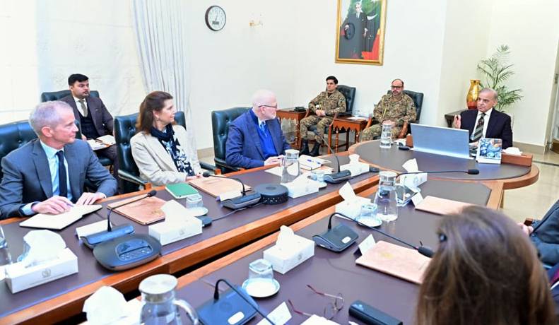 Emergency steps still needed to fight polio, says PM