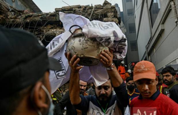 Remains of 12 more Gul Plaza victims identified in Karachi