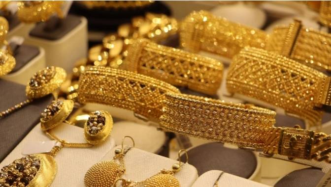 Gold price soars past $5,500 in global market
