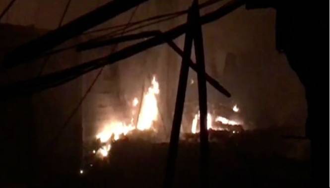 Fire erupts at two godowns in New Karachi 