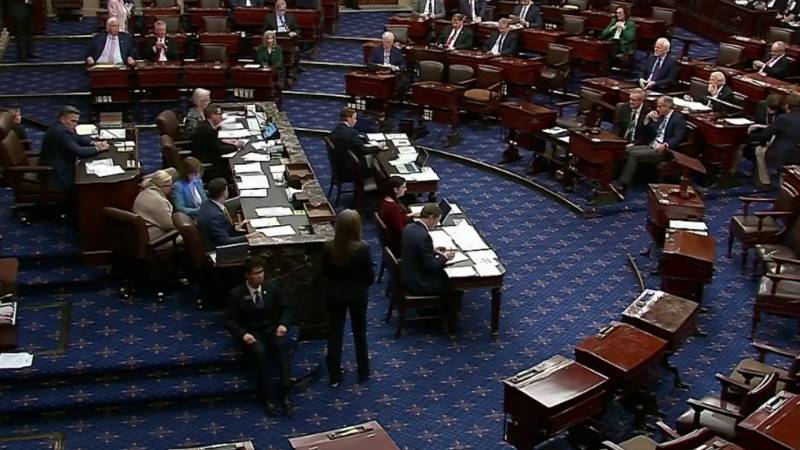 US Senate rejects vote to avert government shutdown