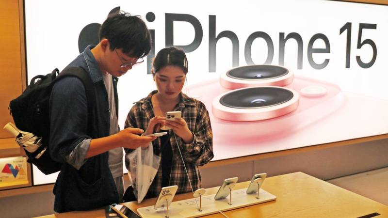 Apple earnings soar as China iPhone sales surge
