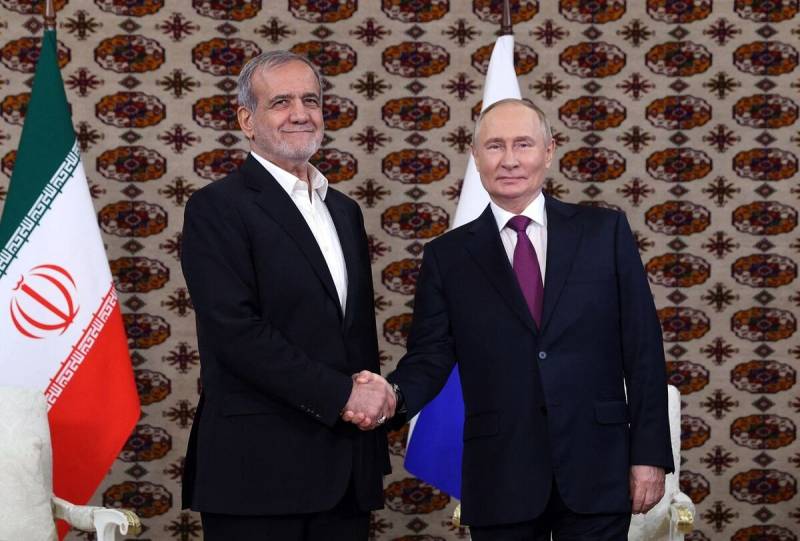 Putin meets Iran's top security official as Trump ratchets up tension