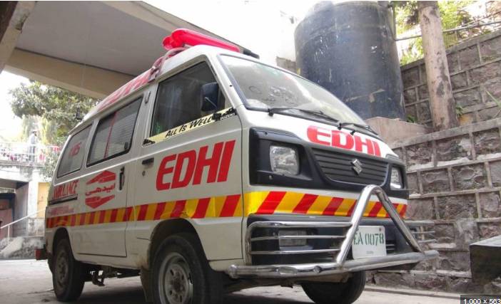 Four injured in Lahore sewerage lane explosion