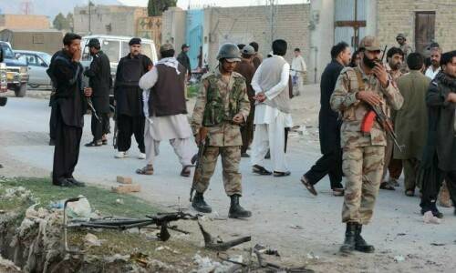  JUI's Maulana Abdul Khateeb, two grandsons injured in Hanju terror attack