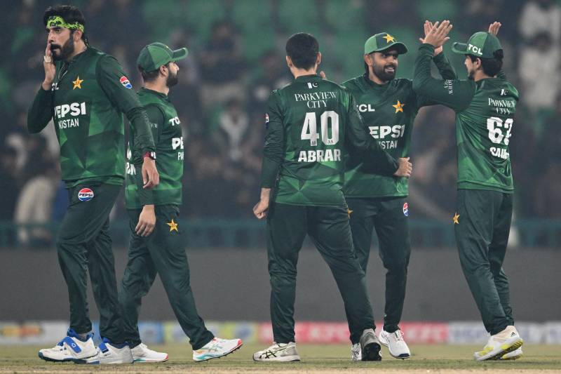 Pakistan team off to Sri Lanka to participate in T20 World Cup