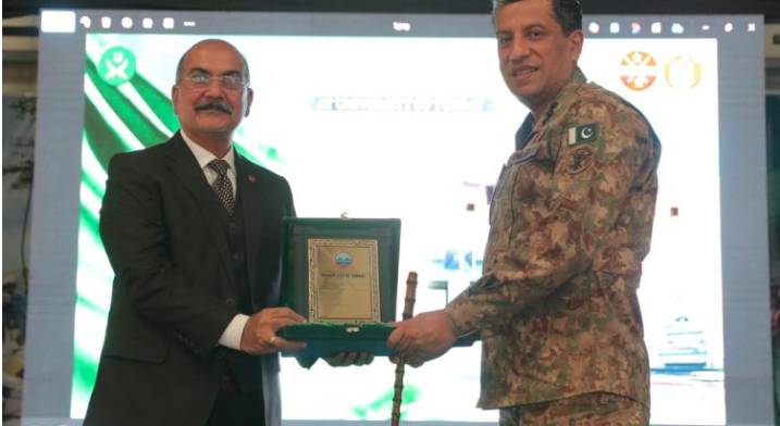 DG ISPR cautions students against misleading propaganda, negative narratives