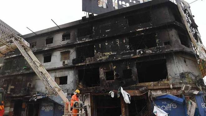 Life returns to normal around Gul Plaza 18 days after inferno