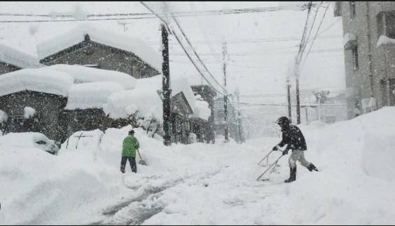 Death toll from heavy Japan snow hits 30