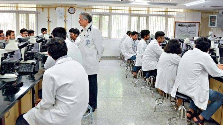 UHS announces Fourth Professional MBBS results with over 92% pass rate