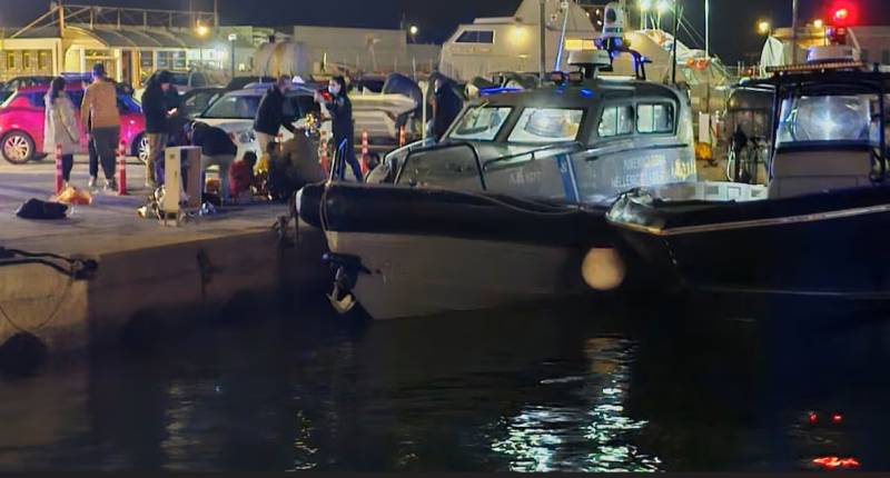 14 killed in collision between Greek ship and migrant boat