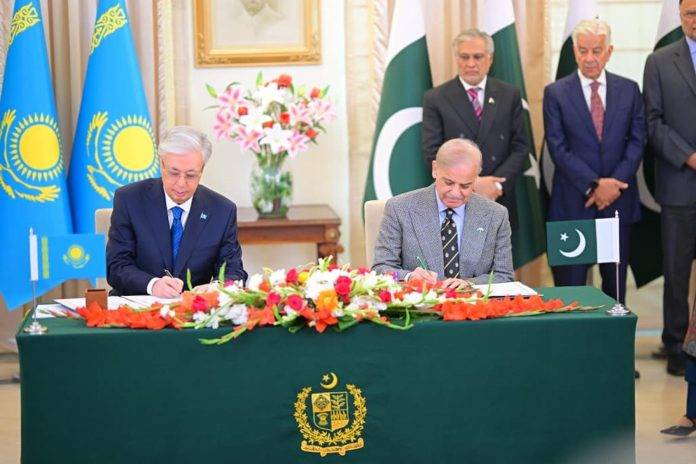 Pakistan, Kazakhstan establish strategic partnership 