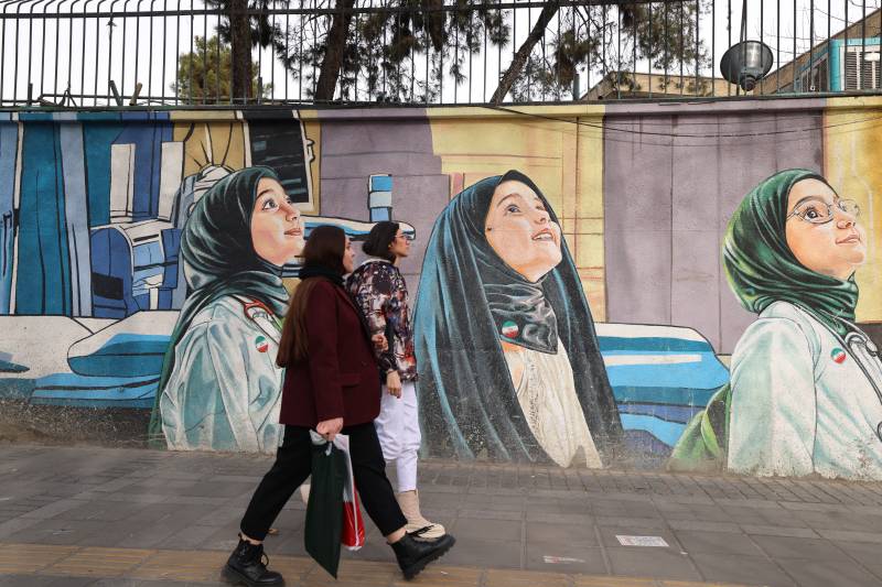 US-Iran talks 'still scheduled' after drone shot down