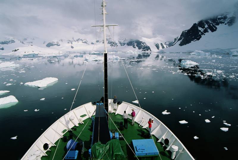 AI to track icebergs adrift at sea in boon for science