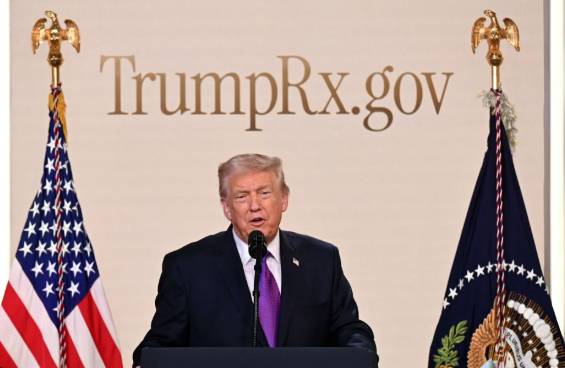 US president launches 'TrumpRx' discount drug site