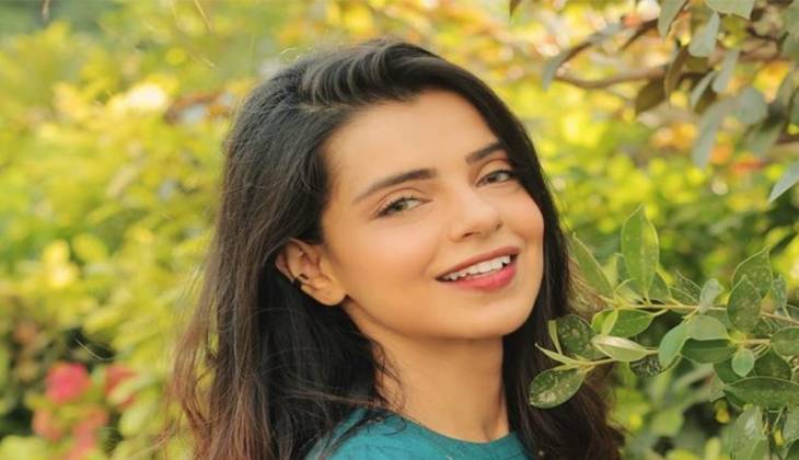 Srha Asghar and Mansha Pasha tickle fans with tribute to late friend