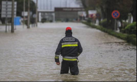 Spain, Portugal brace for fresh storm after flood deaths