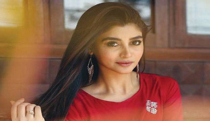 Zoya Nasir balances Basant tradition with responsibility