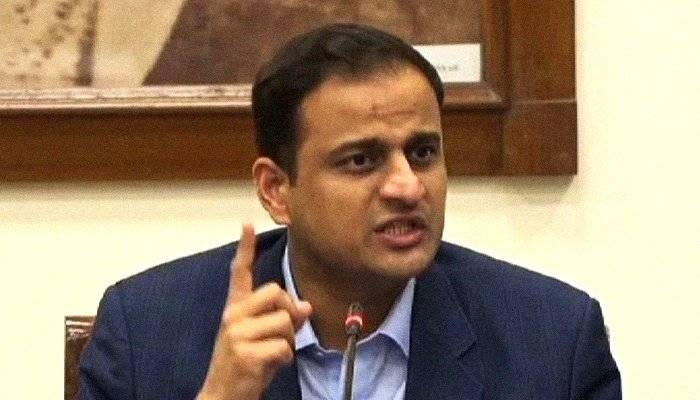 Karachi Mayor takes notice of illegal advertisement drive
