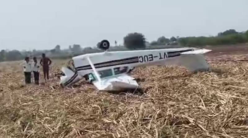 Pilot injured as Indian plane crashes in Karnataka