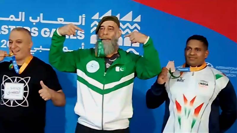 Pakistan’s Maqsood Rathore wins gold at World Masters Games