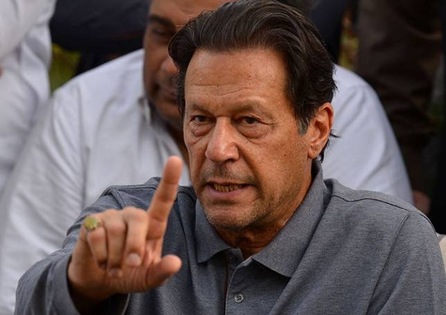 Imran Khan says jail authorities did not take his eyesight problem seriously