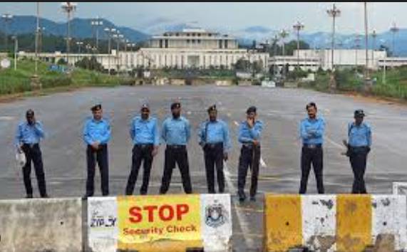 Red Zone in Islamabad sealed due to opposition’s protest
