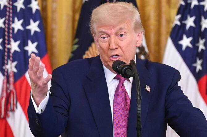 Regime change in Iran would be 'best thing', says Trump