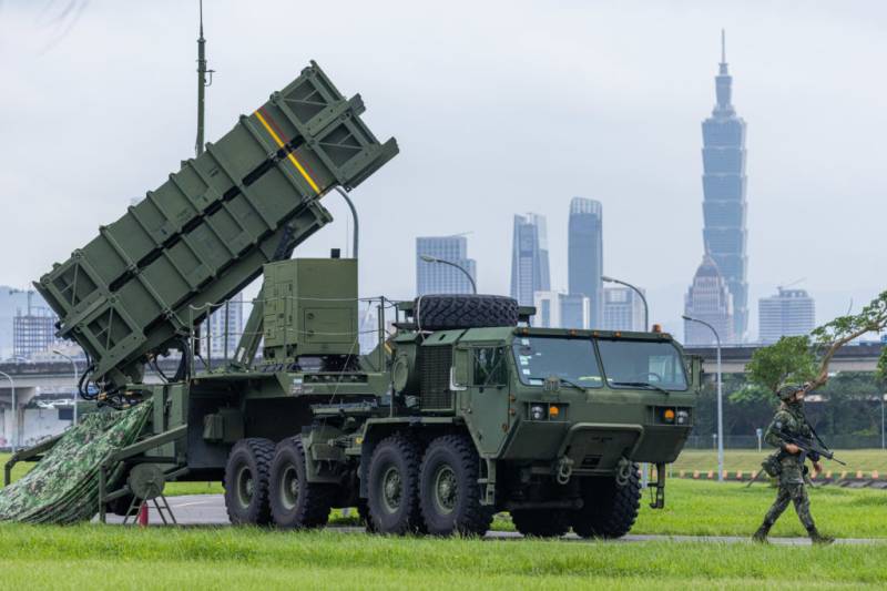 Trump to decide 'soon' on sending weapons to Taiwan