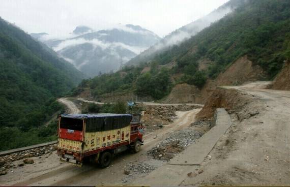 India court clears mega project on sensitive island