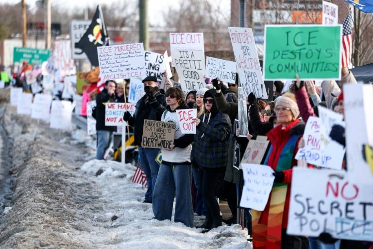 US towns resist Trump plans to jail immigrants in warehouses