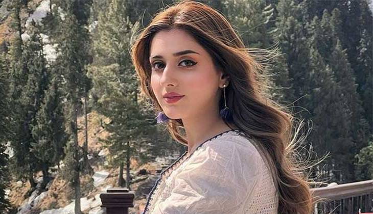 Jannat Mirza's London trip query leaves fans in a fix