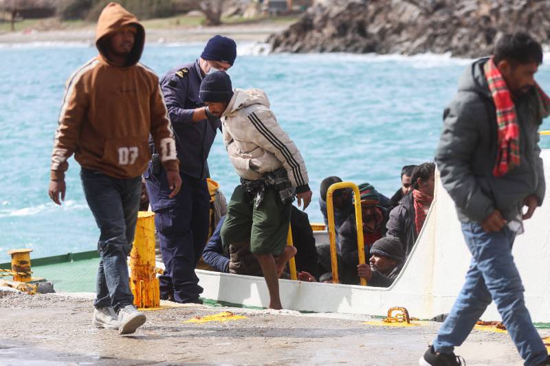At least three dead as migrant boat capsizes off Greek island