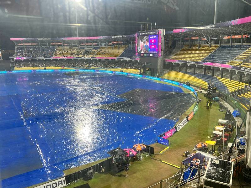 Pakistan–New Zealand Super Eight encounter rained off 