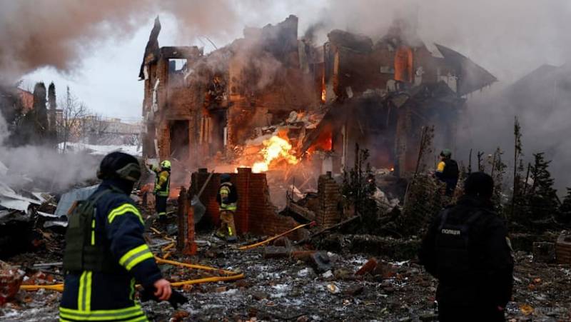 Russian missile barrage hits energy, railways across Ukraine