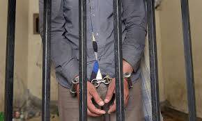 Women police arrest drug-peddler from Lahore