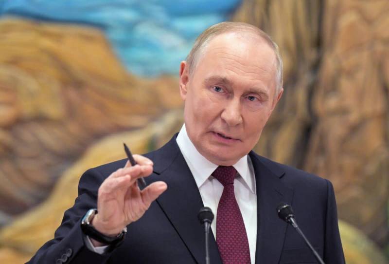 Putin says developing Russia's nuclear forces 'absolute priority'
