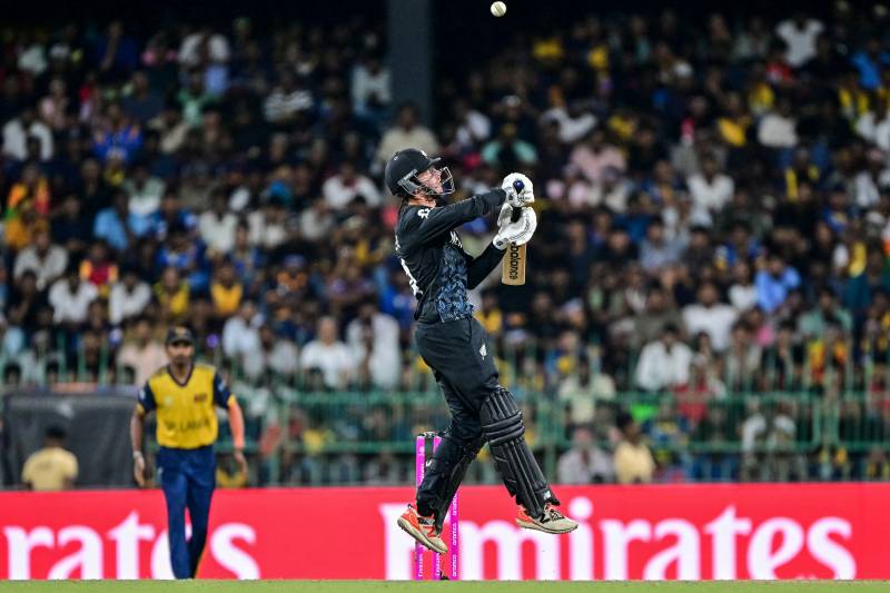 New Zealand kick Sri Lanka out of World Cup with 61-run win