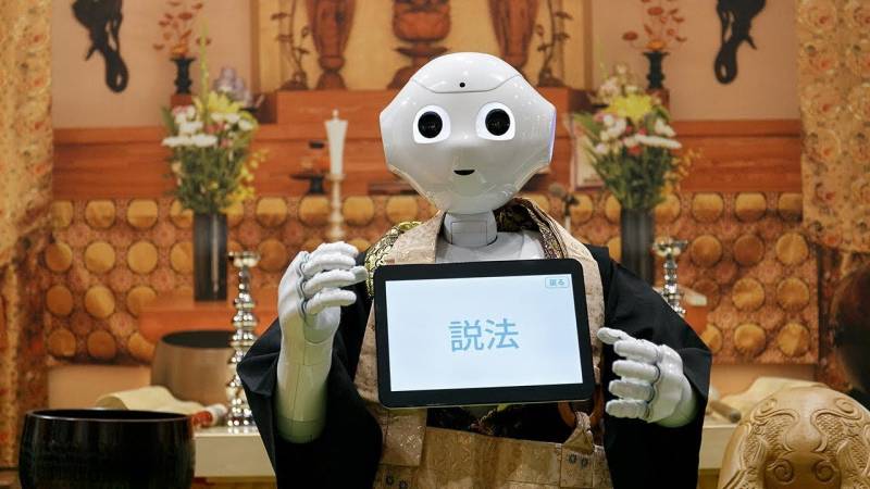 AI robot monk unveiled in Japan